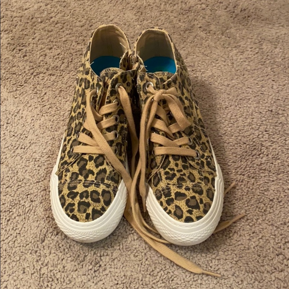leopard wedged mid rise sneakers